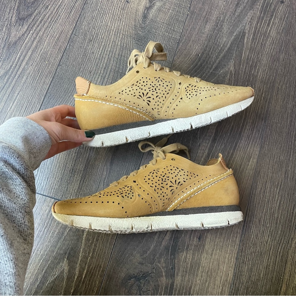 COPY - COPY - OTBT Khora Nubuck Lace Up Sneaker Tennis Shoe